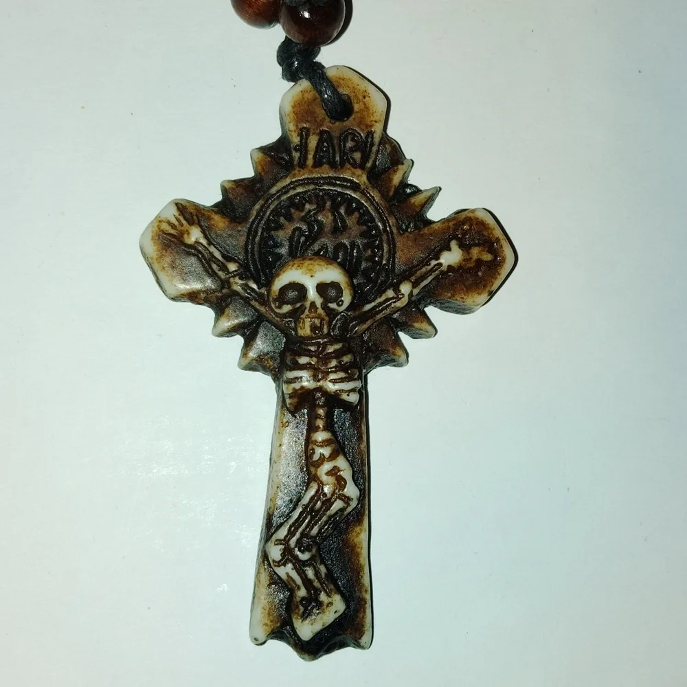 NWT Brown Skull Skeleton on Cross Pendant Necklace